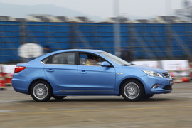 2012款长安逸动1.6L手动尊贵型舟山试驾
