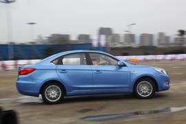 2012款长安逸动1.6L手动尊贵型舟山试驾