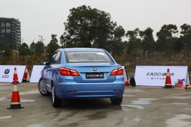 2012款长安逸动1.6L手动尊贵型舟山试驾