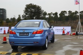 2012款长安逸动1.6L手动尊贵型舟山试驾