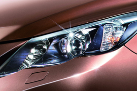 2012款一汽丰田锐志炫装版