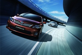 2012款一汽丰田卡罗拉炫装版