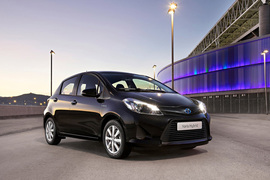 2013款丰田雅力士Hybrid