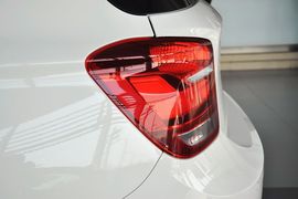 2012款宝马116i