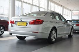 2012款华晨宝马523Li豪华型