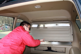 2010款郑州日产锐骐多功能商用车试驾