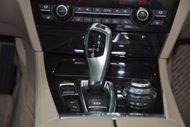 2009款宝马750Li豪华型到店实拍