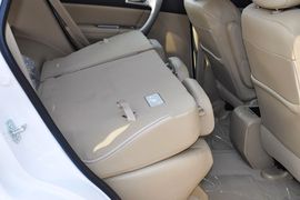 2011款长城哈弗H6绿静2.0T柴油精英型到店实拍