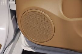 2011款长城哈弗H6绿静2.0T柴油精英型到店实拍