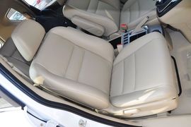2011款长城哈弗H6绿静2.0T柴油精英型到店实拍