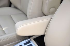 2011款长城哈弗H6绿静2.0T柴油精英型到店实拍