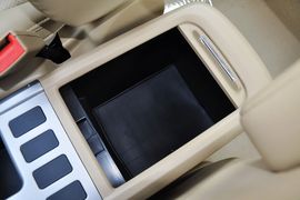 2011款长城哈弗H6绿静2.0T柴油精英型到店实拍