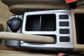 2011款长城哈弗H6绿静2.0T柴油精英型到店实拍