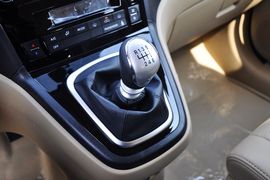 2011款长城哈弗H6绿静2.0T柴油精英型到店实拍