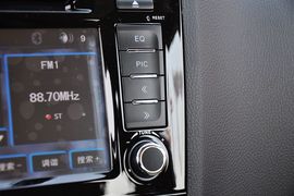 2011款长城哈弗H6绿静2.0T柴油精英型到店实拍