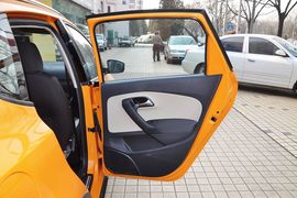 2012款大众CrossPolo