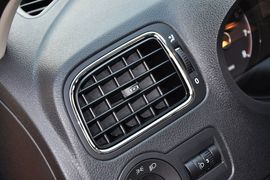 2012款大众CrossPolo