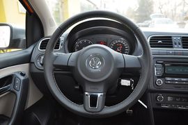 2012款大众CrossPolo
