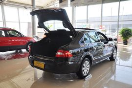 2012款斯柯达昊锐1.8TSI手动优雅版到店实拍