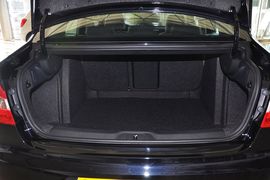 2012款斯柯达昊锐1.8TSI手动优雅版到店实拍