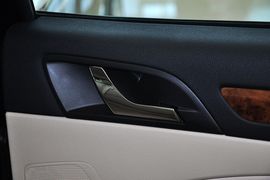 2012款斯柯达昊锐1.8TSI手动优雅版到店实拍