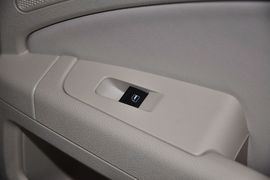 2012款斯柯达昊锐1.8TSI手动优雅版到店实拍