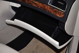 2012款斯柯达昊锐1.8TSI手动优雅版到店实拍