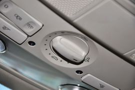 2012款斯柯达昊锐1.8TSI手动优雅版到店实拍