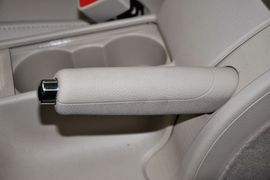 2012款斯柯达昊锐1.8TSI手动优雅版到店实拍