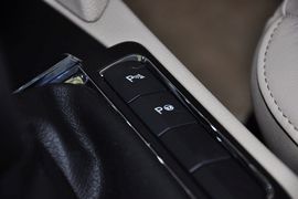 2012款斯柯达昊锐1.8TSI手动优雅版到店实拍