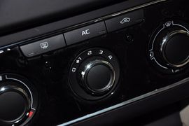 2012款斯柯达昊锐1.8TSI手动优雅版到店实拍