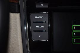 2012款斯柯达昊锐1.8TSI手动优雅版到店实拍