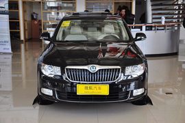 2012款斯柯达昊锐1.8TSI手动优雅版到店实拍