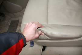 2012款启辰D50试驾