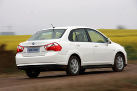 2012款启辰D50试驾