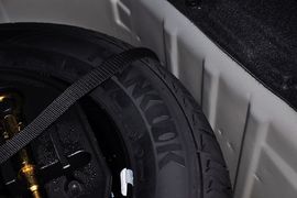 2010款标致307三厢1.6L手自一体舒适版到店实拍