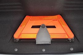 2010款标致307三厢1.6L手自一体舒适版到店实拍