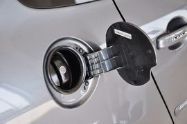 2010款标致307三厢1.6L手自一体舒适版到店实拍