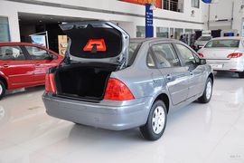 2010款标致307三厢1.6L手自一体舒适版到店实拍