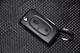 2010款标致307三厢1.6L手自一体舒适版到店实拍