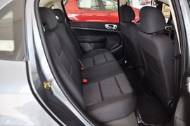 2010款标致307三厢1.6L手自一体舒适版到店实拍