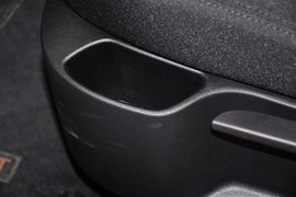 2010款标致307三厢1.6L手自一体舒适版到店实拍