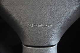 2010款标致307三厢1.6L手自一体舒适版到店实拍