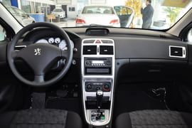 2010款标致307三厢1.6L手自一体舒适版到店实拍