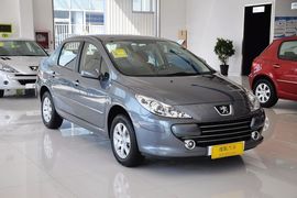 2010款标致307三厢1.6L手自一体舒适版到店实拍