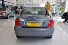 2010款标致307三厢1.6L手自一体舒适版到店实拍