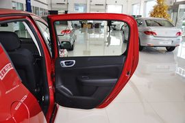 2012款标致307两厢1.6L手自一体舒适版到店实拍