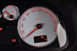 2012款标致307两厢1.6L手自一体舒适版到店实拍