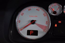 2012款标致307两厢1.6L手自一体舒适版到店实拍