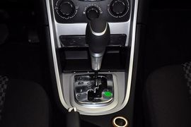 2012款标致307两厢1.6L手自一体舒适版到店实拍